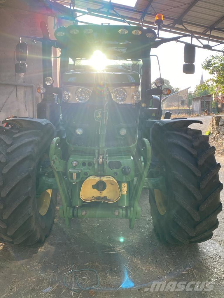 John Deere 6155R الجرارات