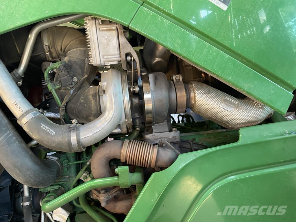 John Deere 6155R الجرارات