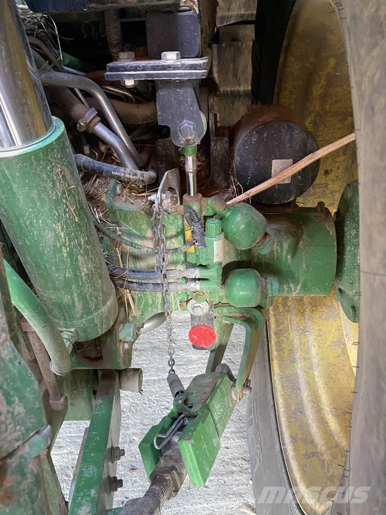 John Deere 6155R الجرارات