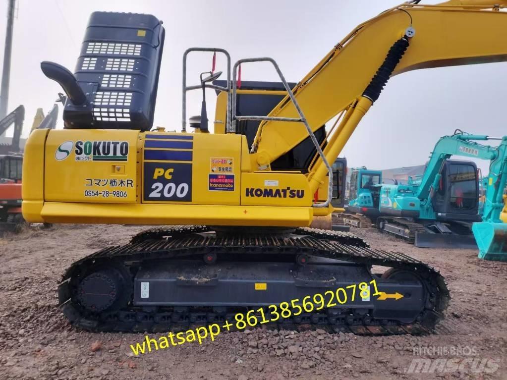 Komatsu PC 200-8 حفارات زحافة