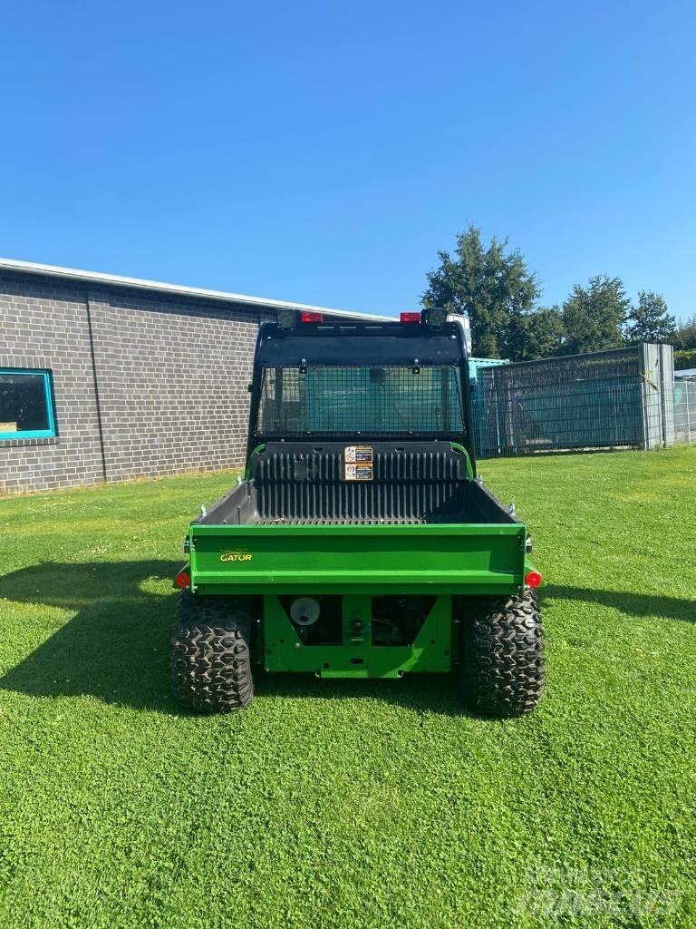 John Deere TH 6x4 مركبات لجميع التضاريس