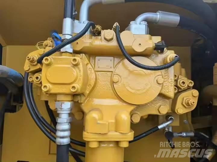CAT CAT329D2L حفارات وسط 7 طن - 12 طن