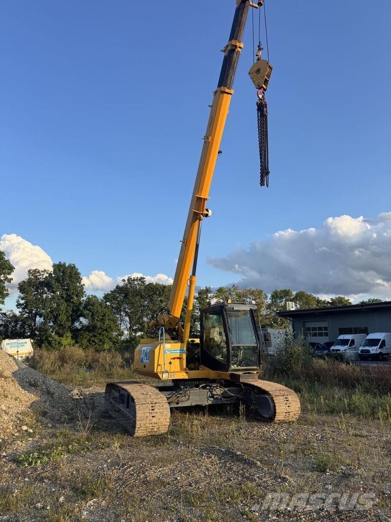 Sennebogen 613 R رافعات مجنزرة