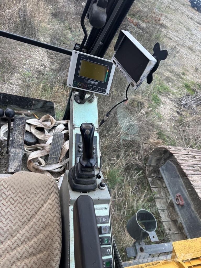 Sennebogen 613 R رافعات مجنزرة