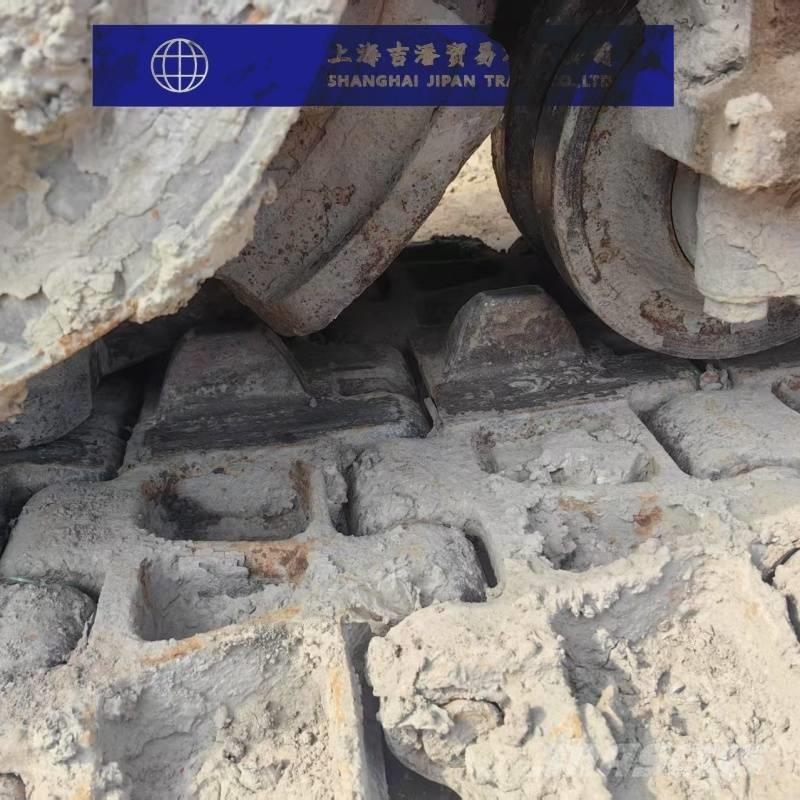 Sany SCC600A رافعات مجنزرة