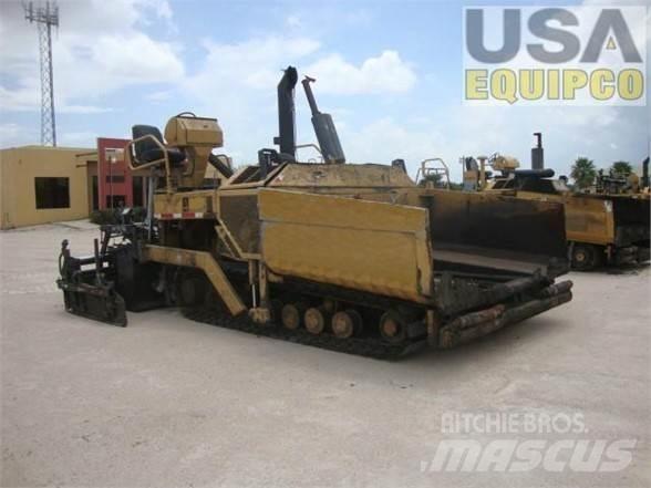CAT AP-1050B معدات السفلتة