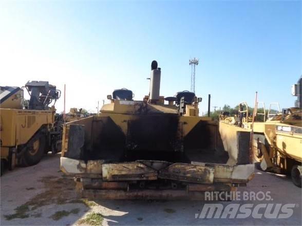 CAT AP-1055D معدات السفلتة