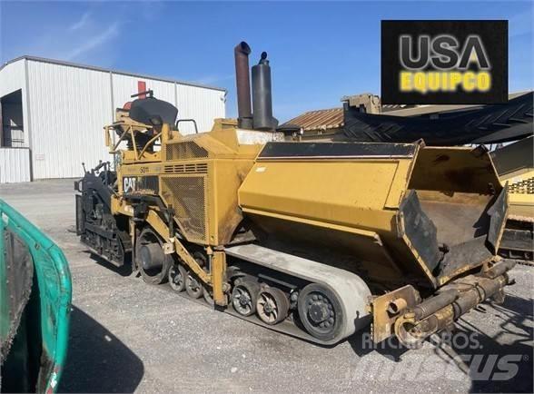 CAT AP-1055D معدات السفلتة