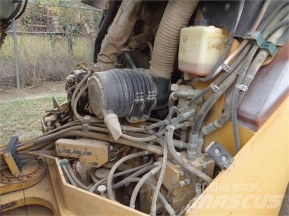 CAT CB-534DXW مداحل أحادية الأسطوانة