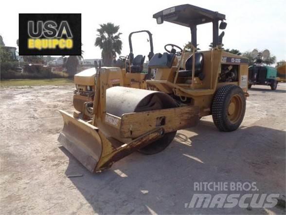 CAT CS-323C مداحل أحادية الأسطوانة