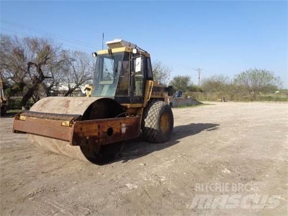 CAT CS-563C مداحل أحادية الأسطوانة