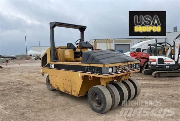 CAT PS-200B مداحل ذات إطارات هوائية