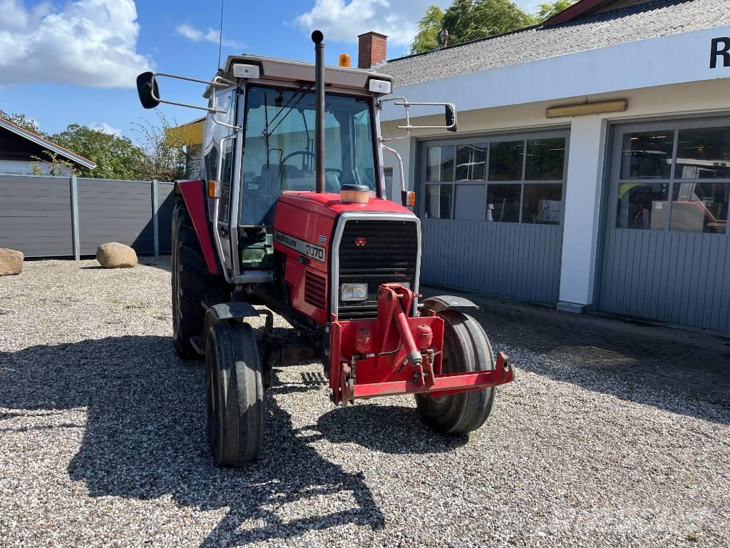 Massey Ferguson 3070 الجرارات