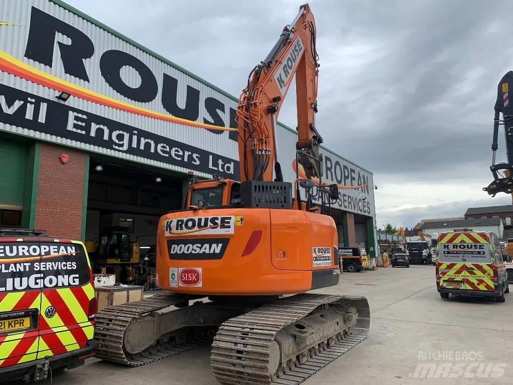 Doosan DX 235 LCR-5 حفارات زحافة