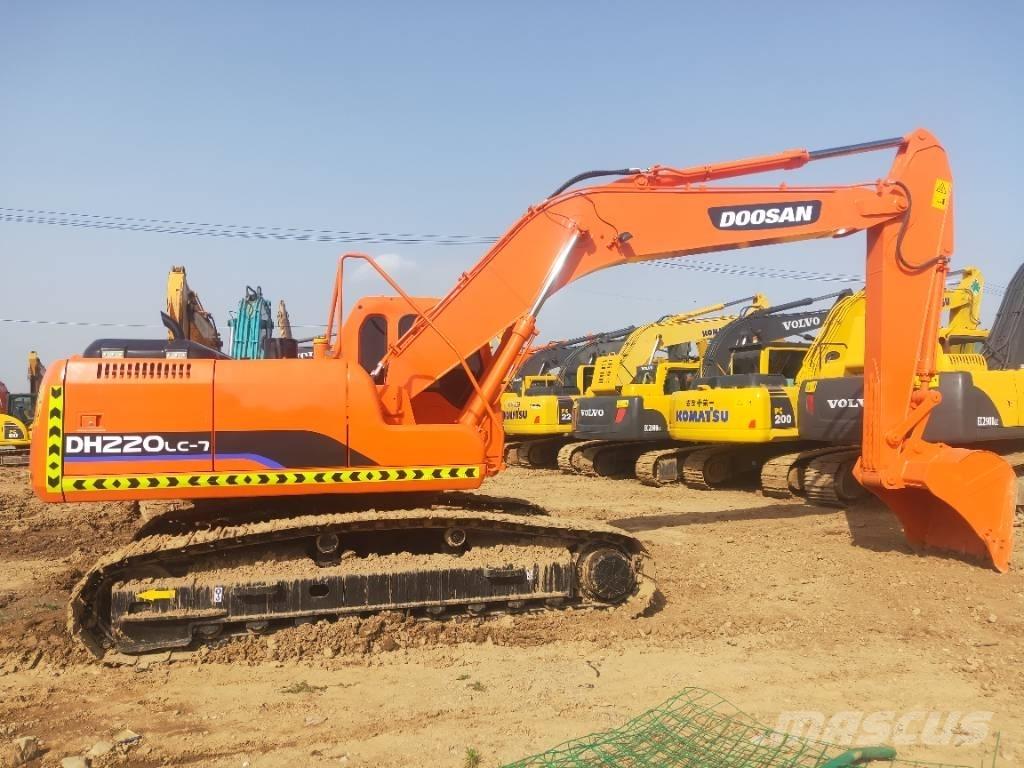 Doosan DH220LC-7 حفارات زحافة