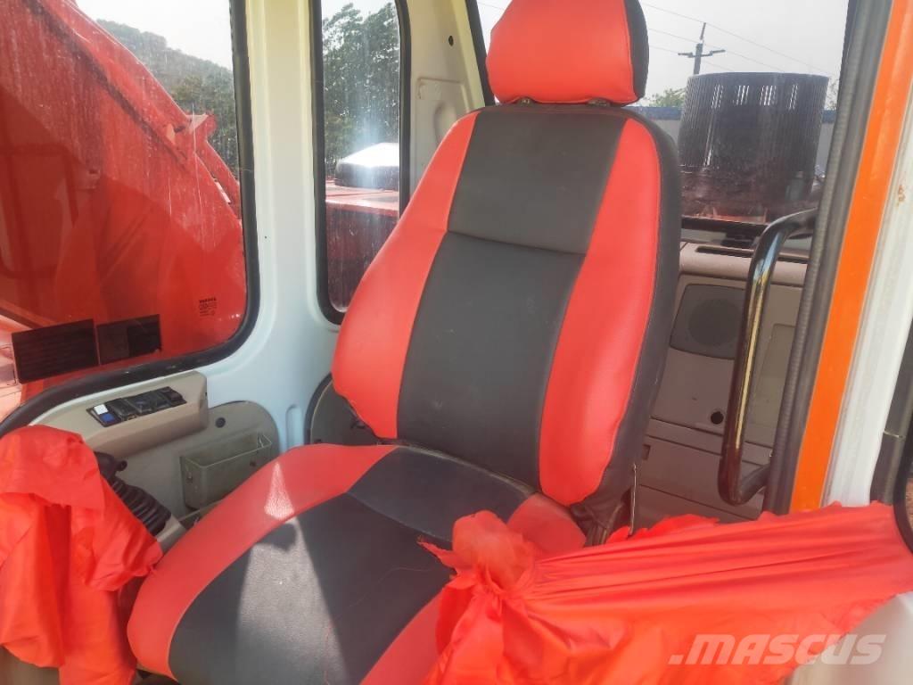 Doosan DH220LC-7 حفارات زحافة