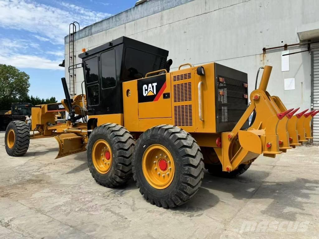 CAT 140H معدات تمهيد الطرق
