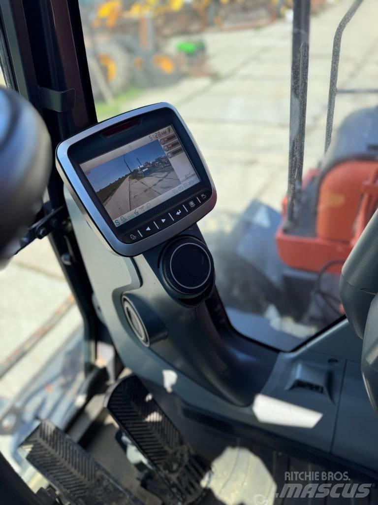 Doosan DX 140 W-3 حفارات بعجل