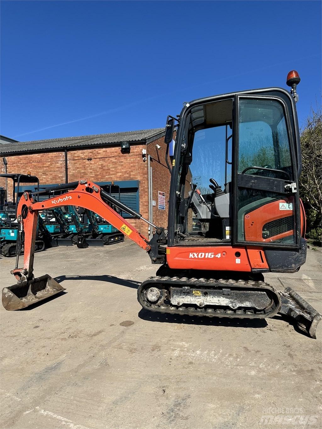 Kubota KX 016-4 حفارات صغيرة أقل من 7 طن (حفارات صغيرة)