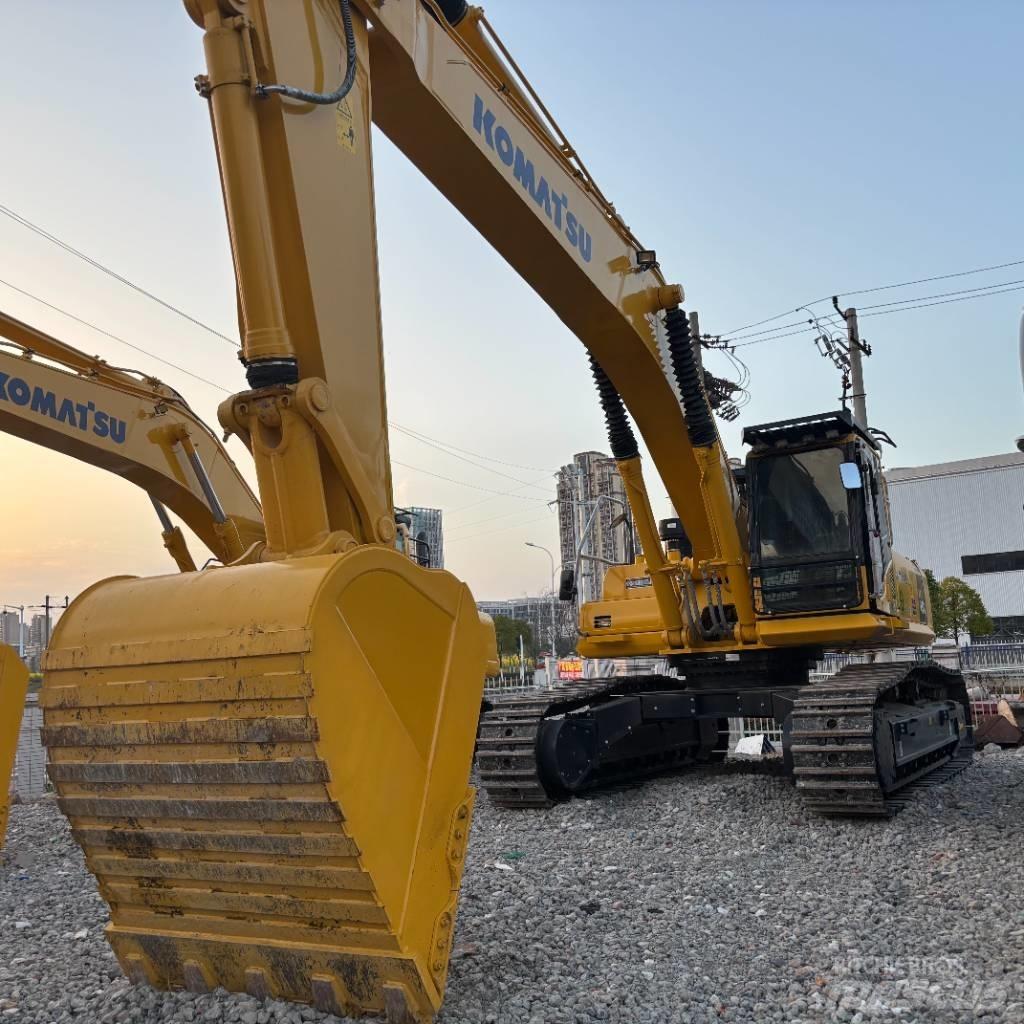 Komatsu PC 450 حفارات زحافة