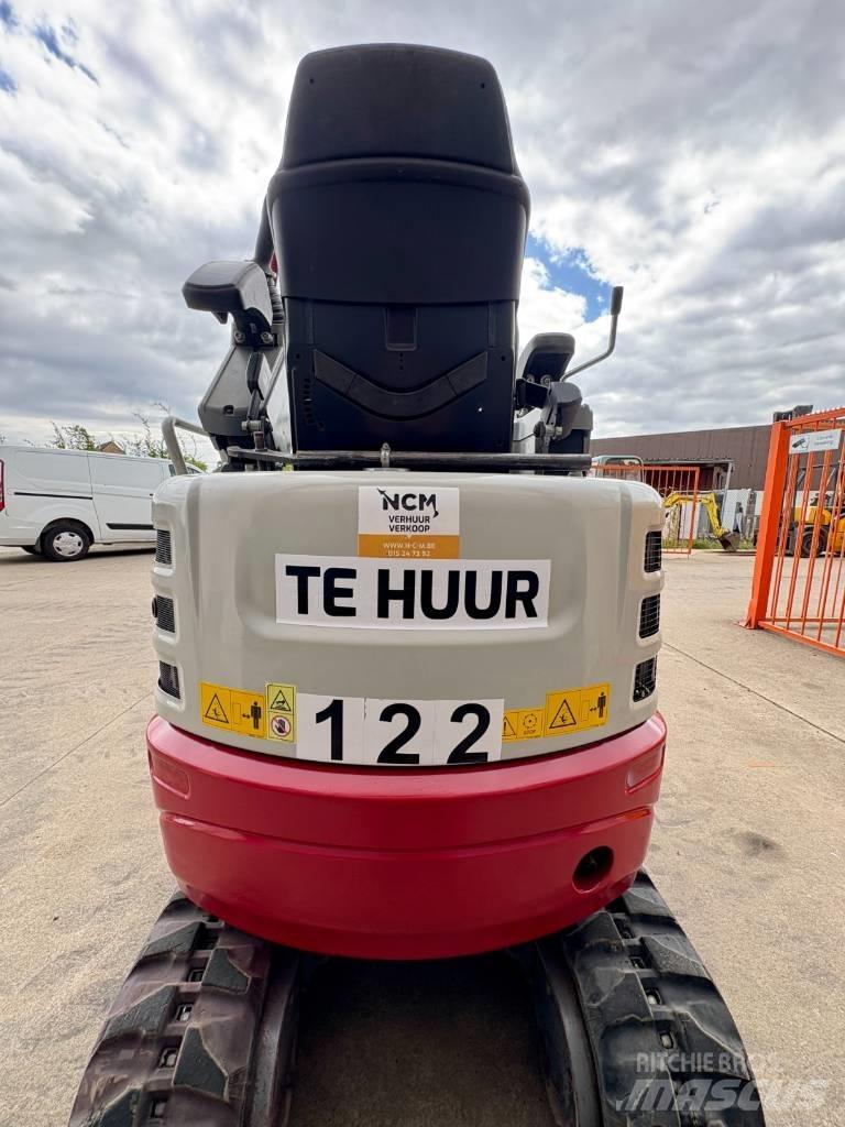Takeuchi TB 217 R حفارات صغيرة أقل من 7 طن (حفارات صغيرة)