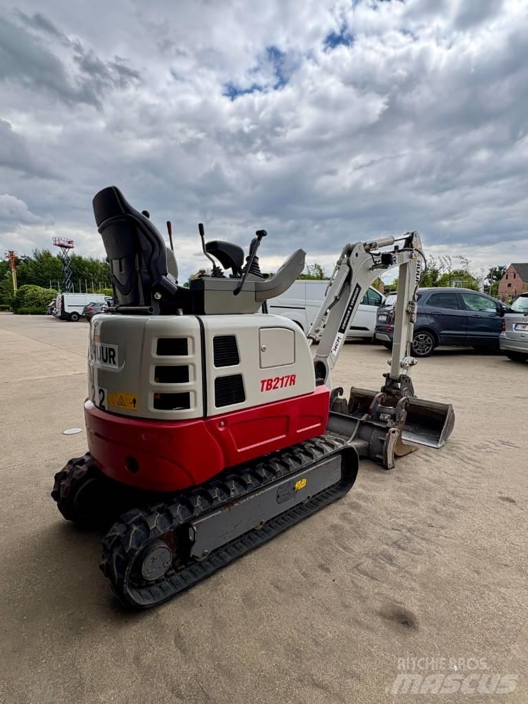 Takeuchi TB 217 R حفارات صغيرة أقل من 7 طن (حفارات صغيرة)