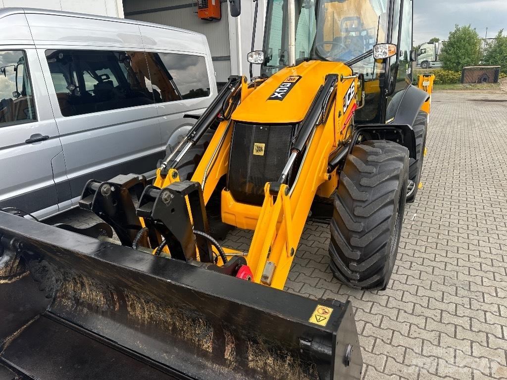 JCB 4cx 3cx super لوادر ذات جرافات عكسية