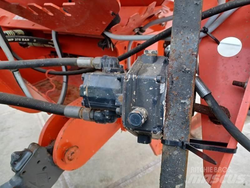 Kuhn NODET MAXIMA معدات بذر