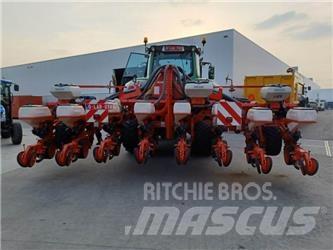 Kuhn NODET MAXIMA معدات بذر