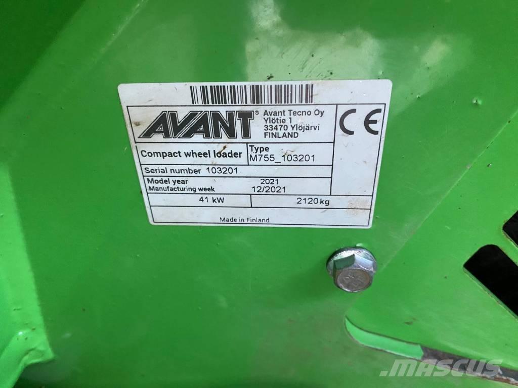 Avant 755 i لوادر بعجل