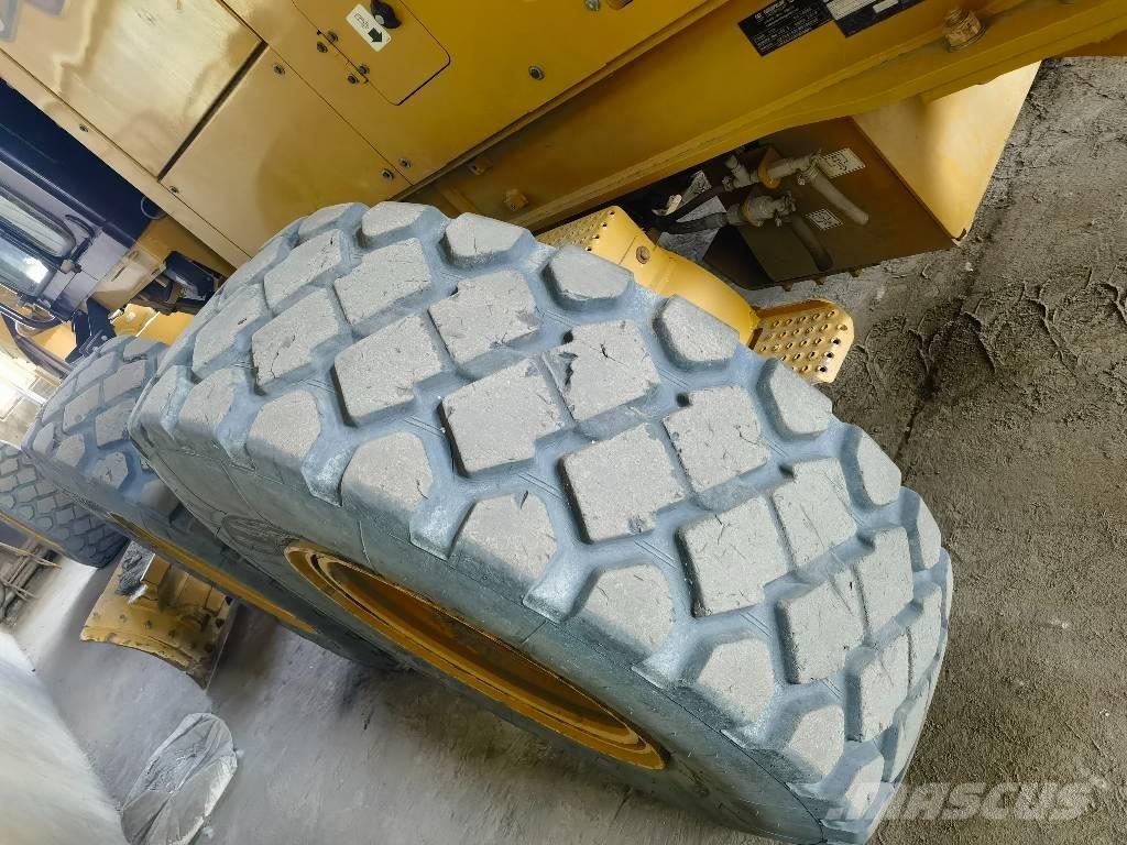 CAT 140 GC معدات تمهيد الطرق