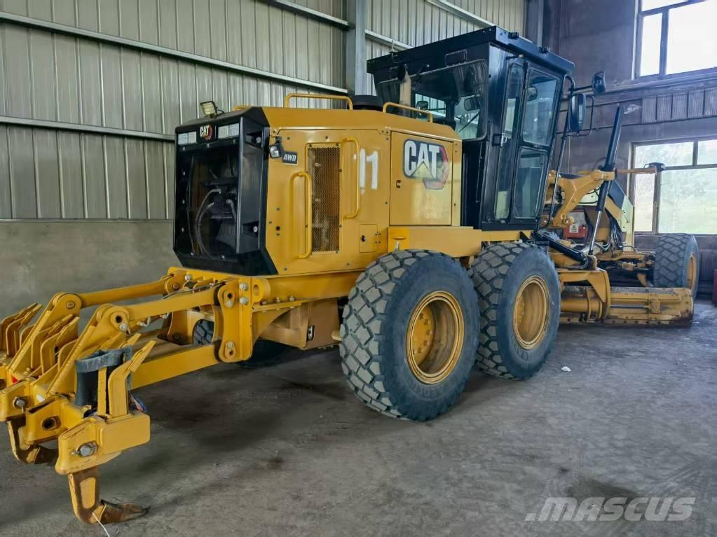 CAT 140 GC معدات تمهيد الطرق