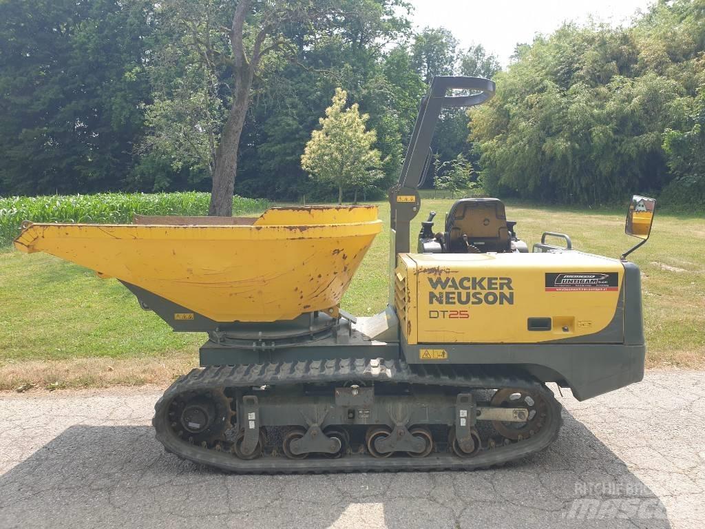 Wacker Neuson DT 25 عربات نقل قلابة مجنزرة