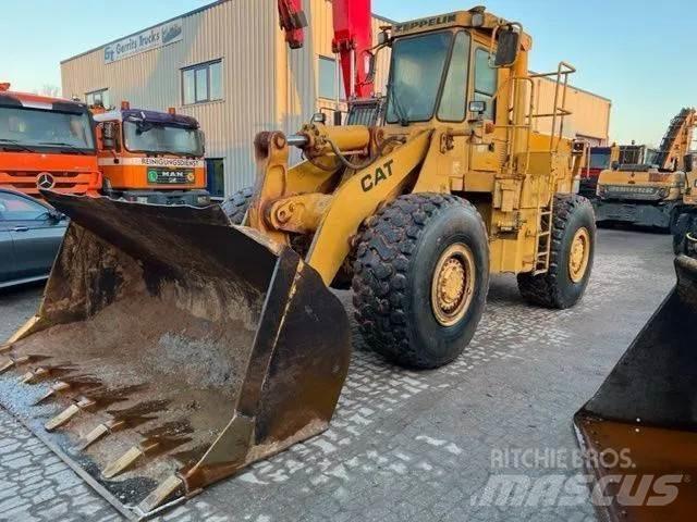 CAT 966D لوادر بعجل