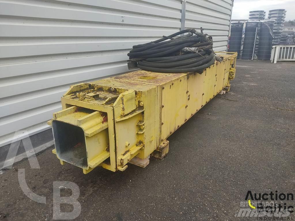 Delmag HB 30 رافعات مد أنابيب
