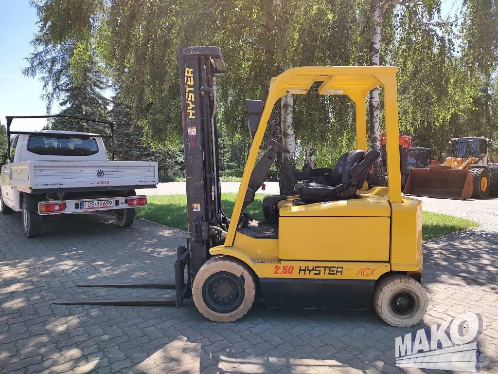 Hyster J 2.50 XM شاحنات ذات رافعات شوكية تعمل بالكهرباء