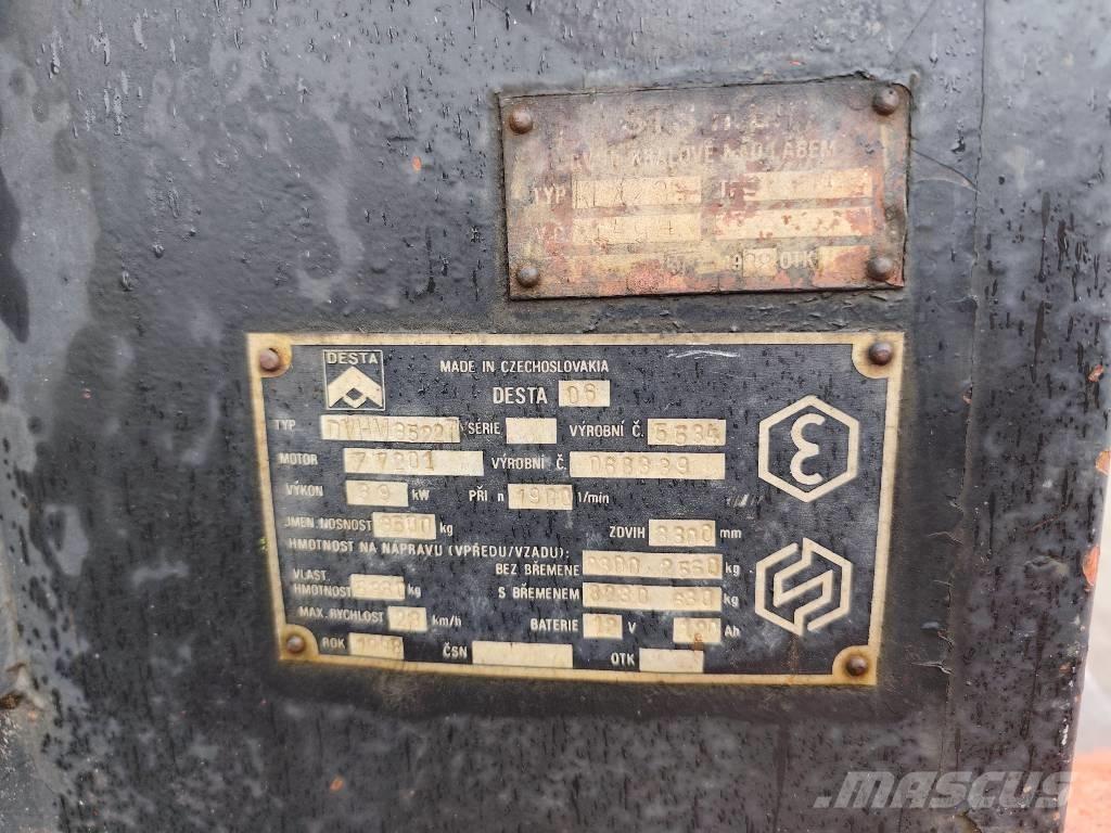 Desta DVHM 3522 شاحنات الديزل