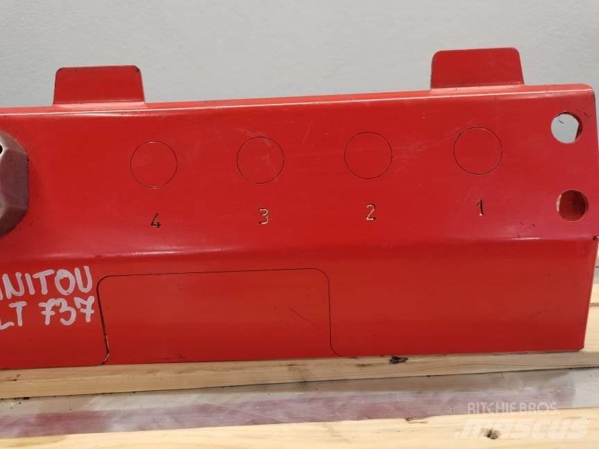 Manitou MLT 633 case أذرع الغطاس