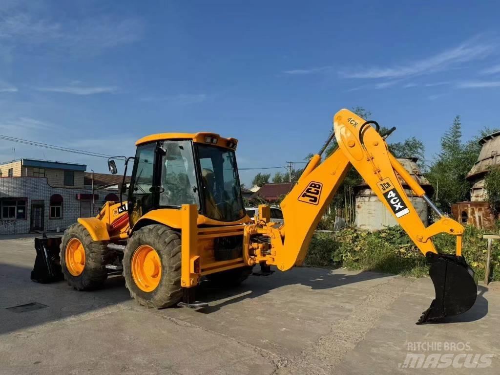 JCB 4 CX لوادر ذات جرافات عكسية