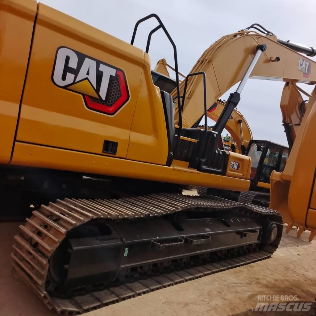 CAT 330GC حفارات زحافة