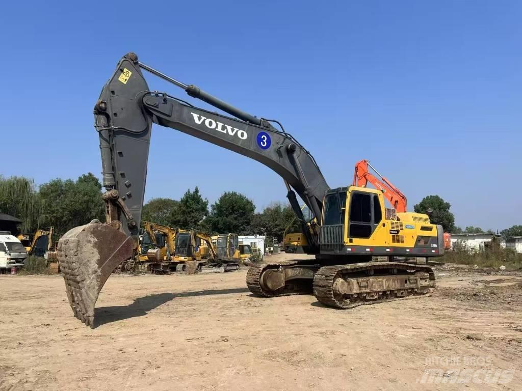 Volvo EC 460 B LC حفارات زحافة