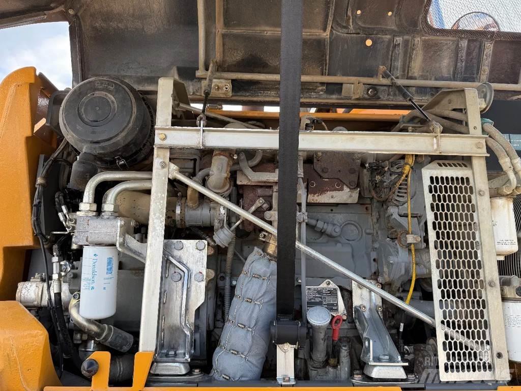 Liebherr A918 حفارات بعجل