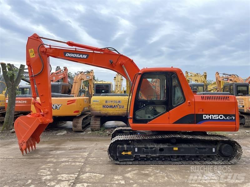 Doosan DH 150 حفارات زحافة