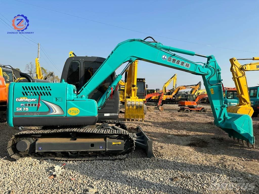 Kobelco SK 75 حفارات زحافة