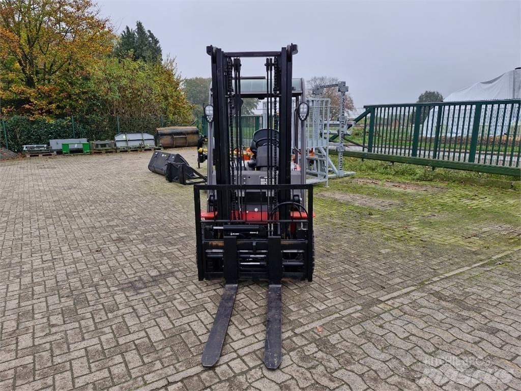 Manitou ME 420 ماكينات زراعية أخرى