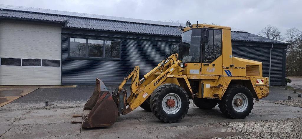 Schaeff ZL 10C لوادر بعجل