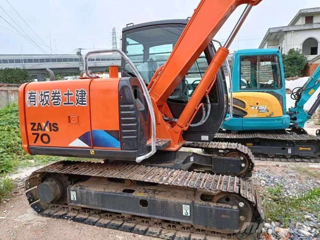 Hitachi ZX70 حفارات صغيرة أقل من 7 طن (حفارات صغيرة)