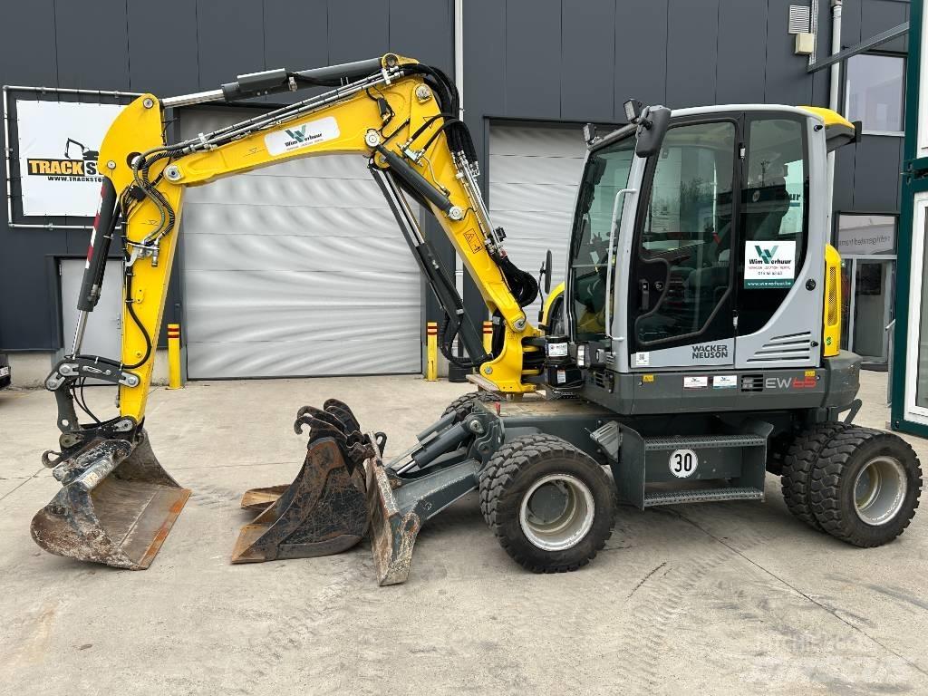 Wacker Neuson EW 65 حفارات بعجل