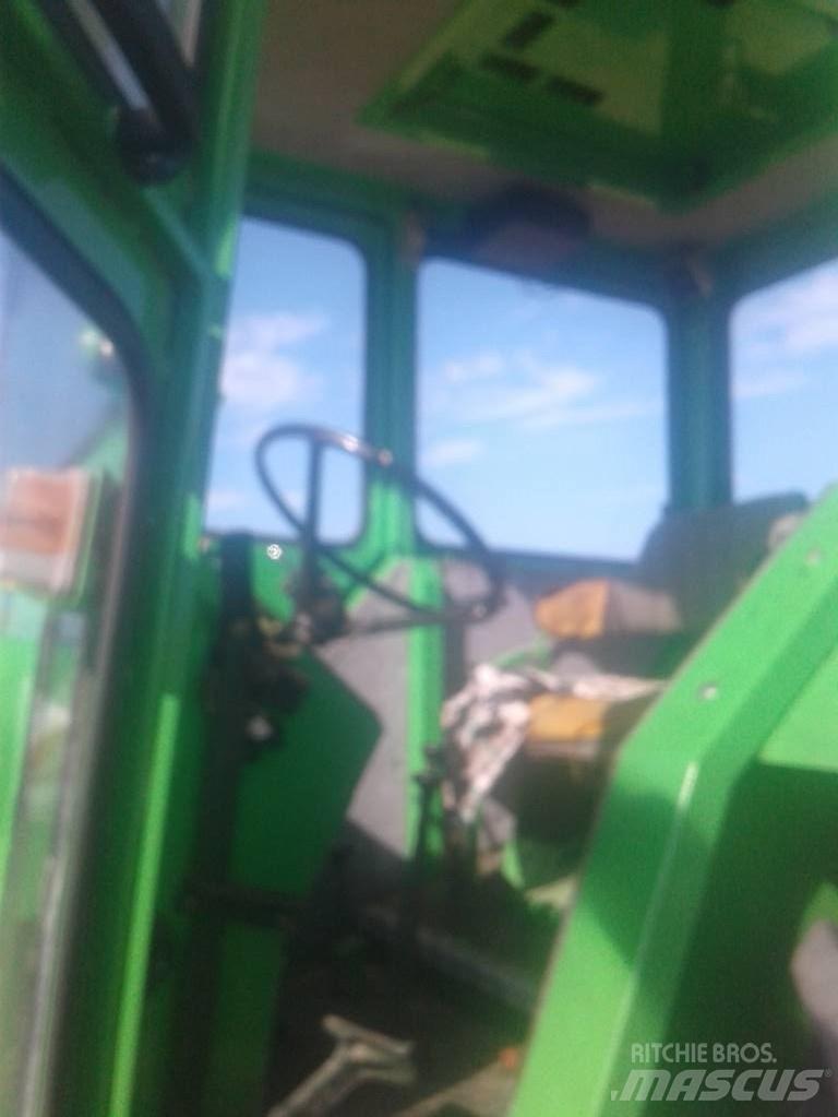 Deutz 13006 4WD الجرارات