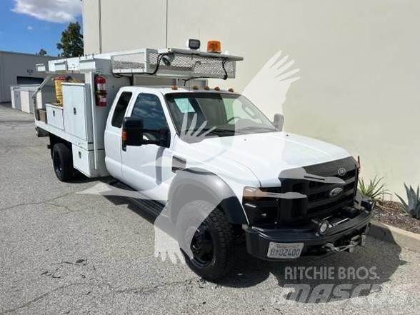 Ford F550 SD أخرى